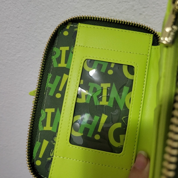 Loungefly Grinch Glow In The Dark Zip Around Wallet - Picture 4 of 7
